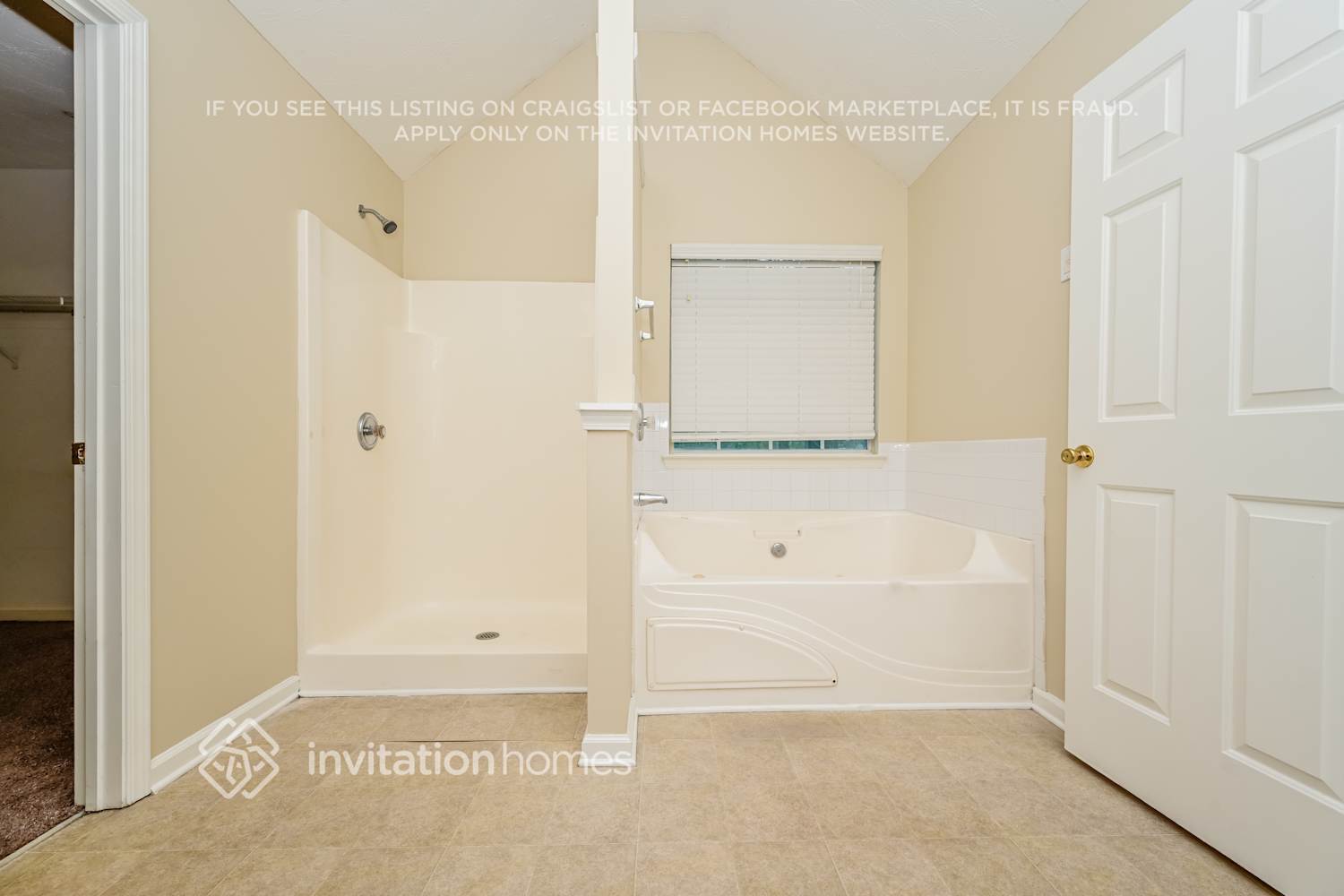 Building Photo - 360 Hazelhurst Dr