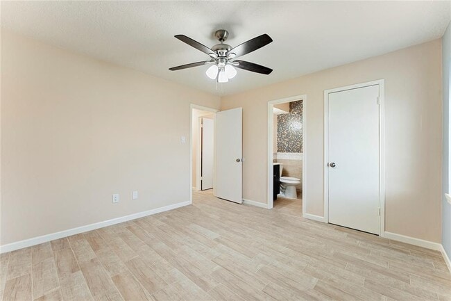 Building Photo - 1410 PI Cir