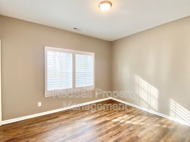 Building Photo - 2742 Duckwood Ct