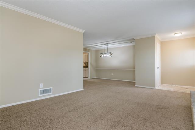 Building Photo - 3105 SW 28th Ave