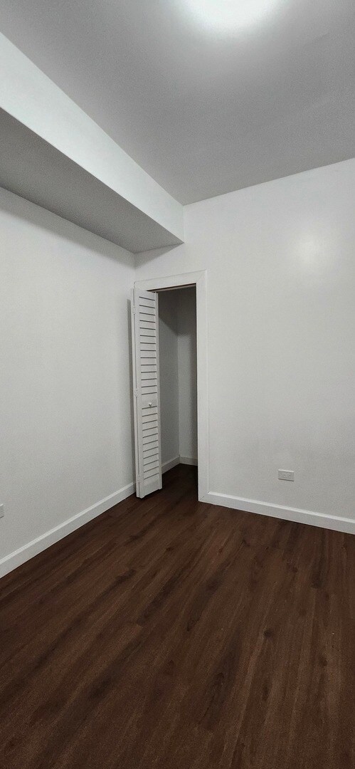 Building Photo - 1453 N Lotus Ave