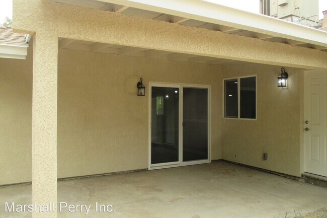 Building Photo - 4 br, 2 bath House - 2307 Crestview Dr.