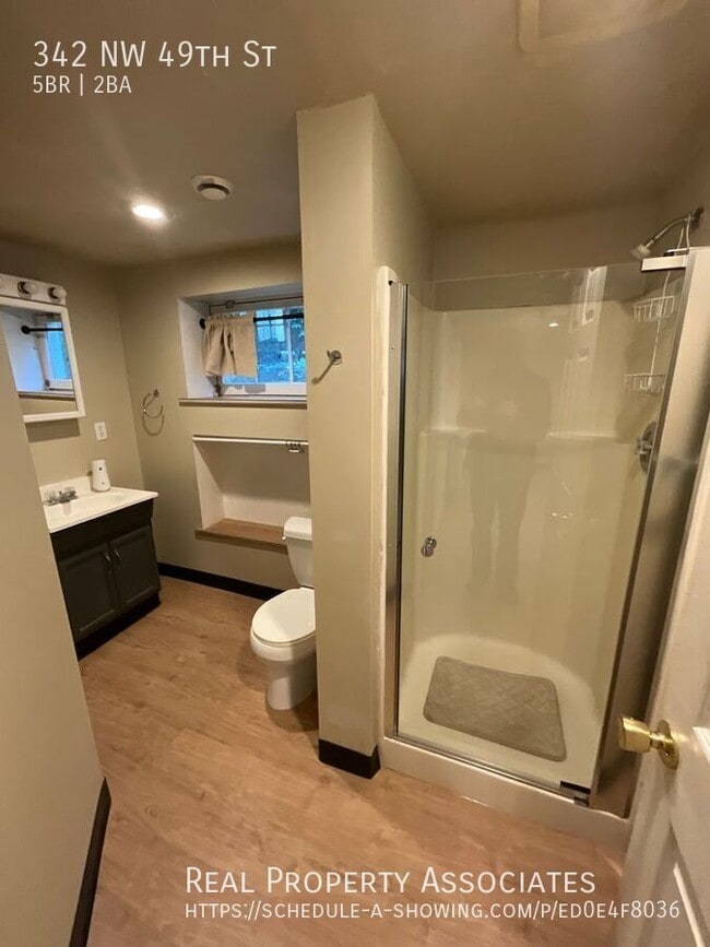 Building Photo - 342 NW 49th St