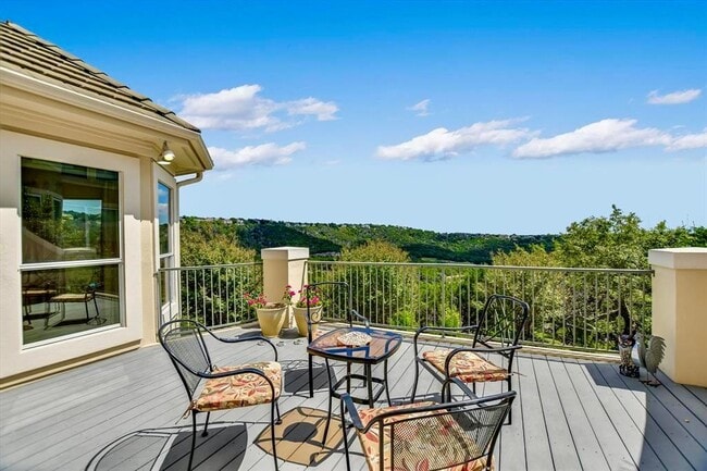 Building Photo - 4545 Golf Vista Dr