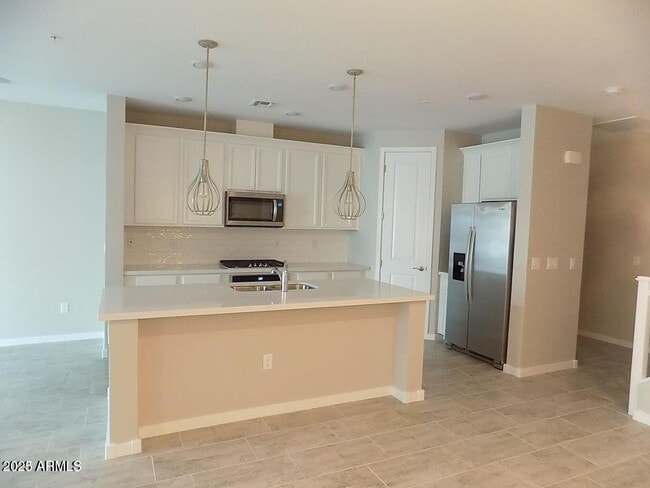 Building Photo - 3855 S McQueen Rd