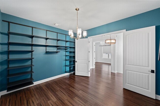 Building Photo - 203 Serene Hilltop Cir