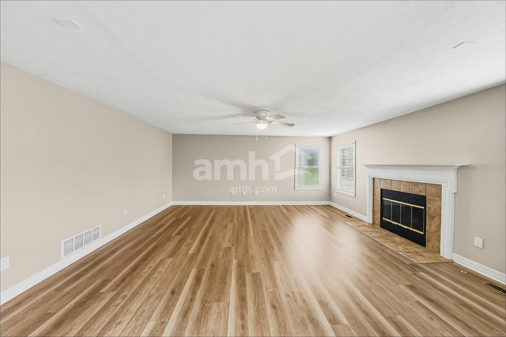 Building Photo - 11618 Bridgewater Dr