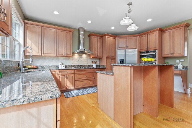 Building Photo - 312 Camargo Ct