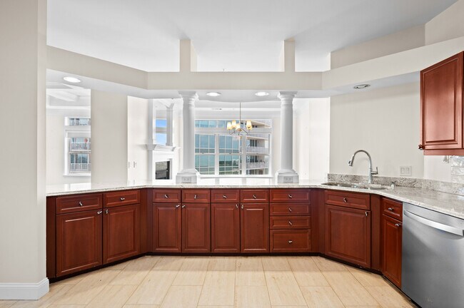Building Photo - 3334 Peachtree Rd NE