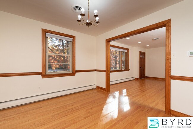 Building Photo - 2144 Skipwith Rd