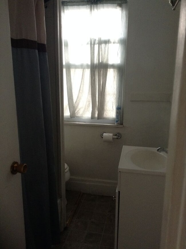 Building Photo - 1416 Alton St