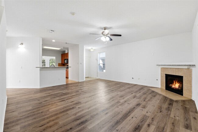 Building Photo - 18427 Grove Brook Ln