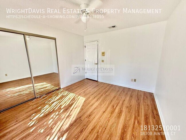 Building Photo - 18308 Aintree Ct