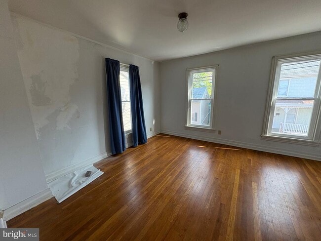 Building Photo - 50 E North St