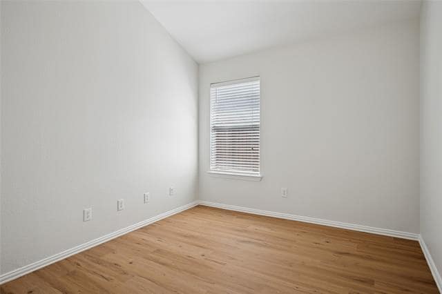 Building Photo - 521 Port Arthur Dr