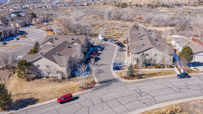 Building Photo - Wind River Apartment for Rent!