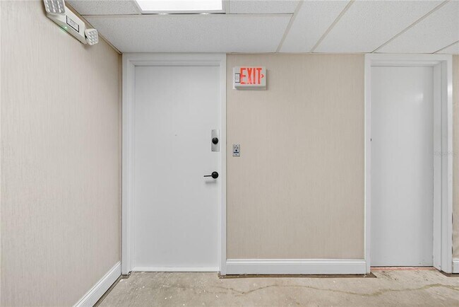 Building Photo - 4015 Bayshore Blvd