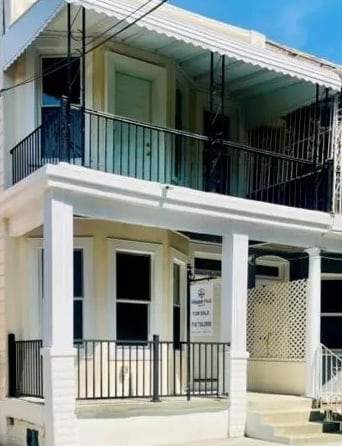 Front of house - 39 E 52nd St