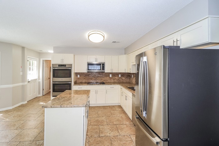 Building Photo - 8821 Chimneyrock Blvd.