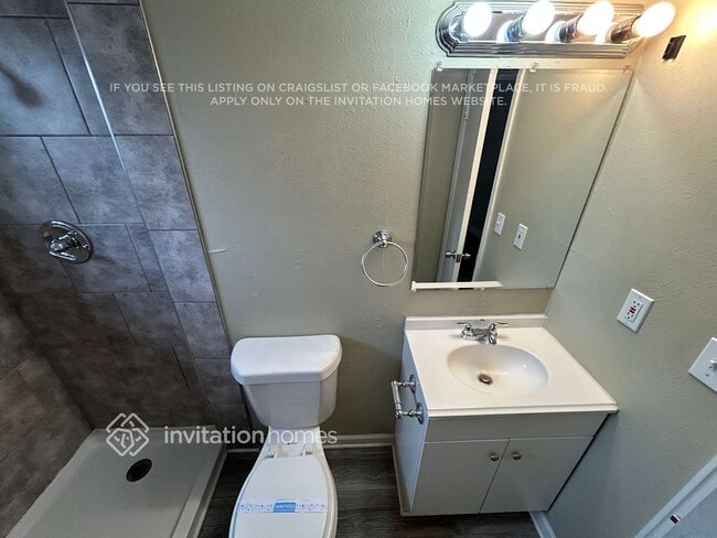 Building Photo - 7030 N Lamar St