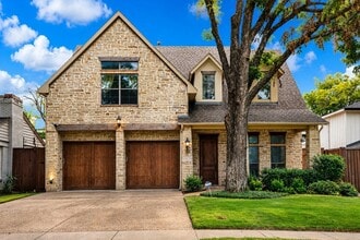 Building Photo - 3606 S Versailles Ave