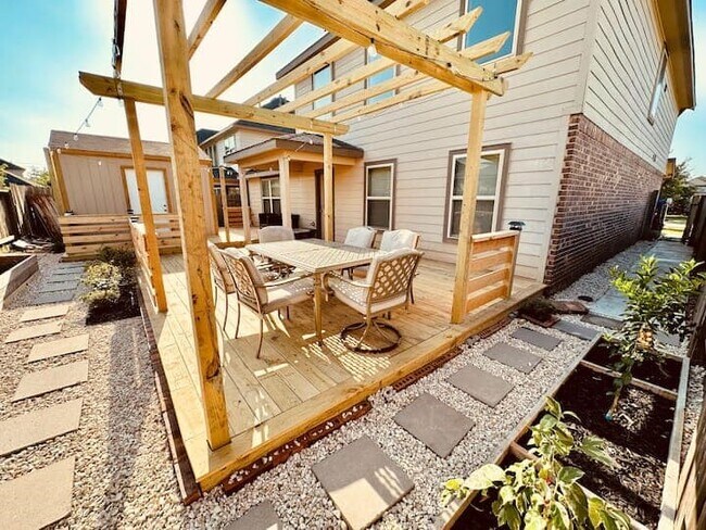 Building Photo - 1603 Municipal Way