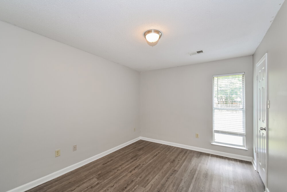 Building Photo - 6845 Dunbarton Dr