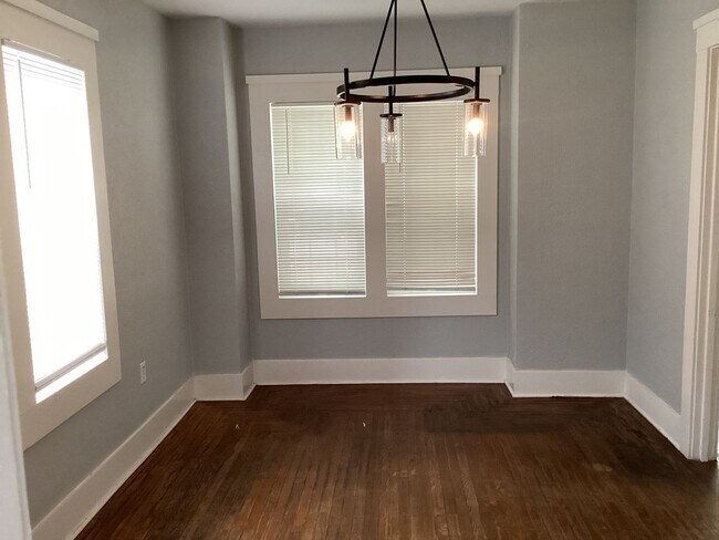 Building Photo - Charming Marysville Home with Bonus Space & Fenced Yard!