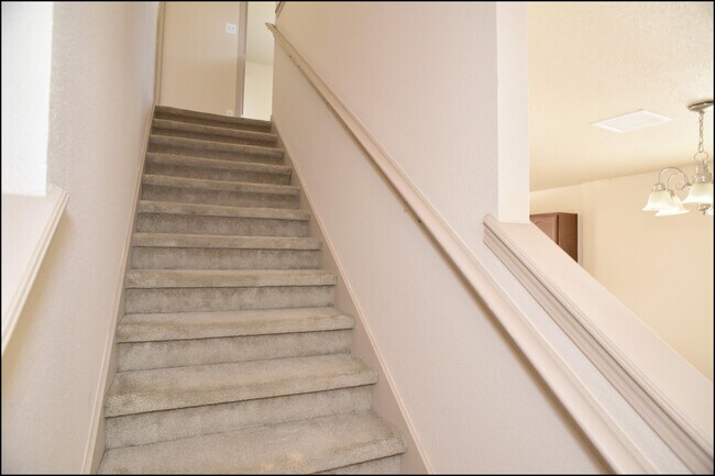 Building Photo - 14218 Rattler Point Dr