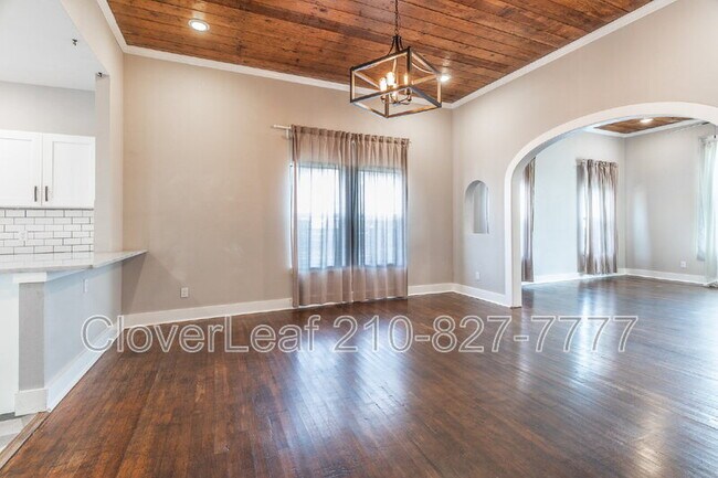 Building Photo - 242 Furnish Ave
