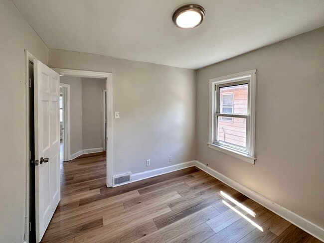 Building Photo - LARGE WESTSIDE FULLY REHABBED HOME -  3 be...