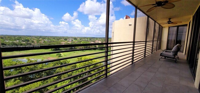 Building Photo - 7400 Radice Ct