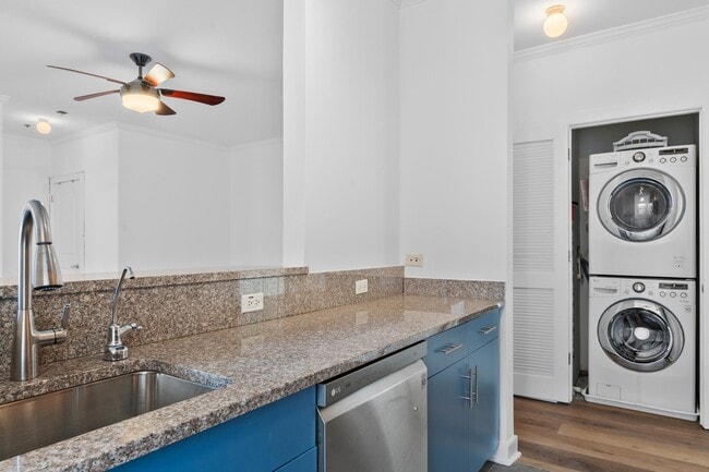 Building Photo - 172 Culver Ave