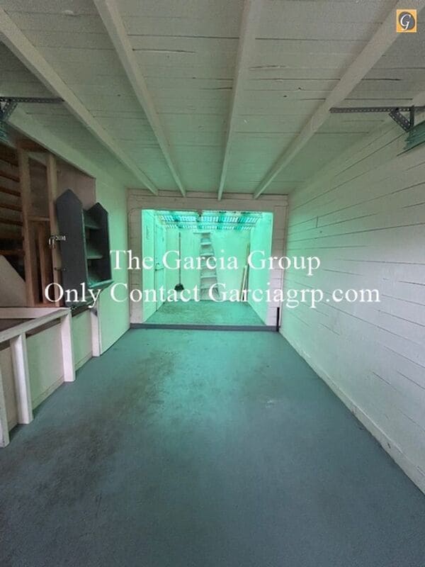 Building Photo - 6924 NE 7th Ave