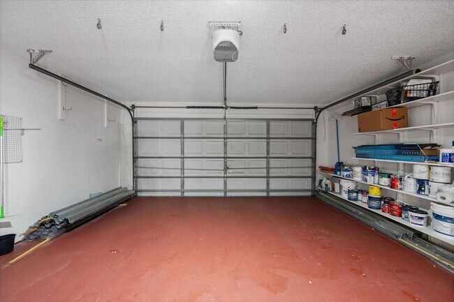 Building Photo - 1401 Hideaway Bend