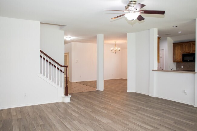 Building Photo - 9402 Borden Bluff Ln