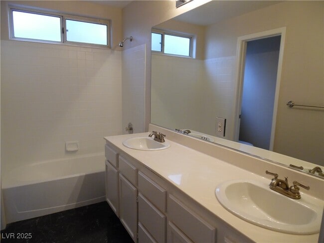 Building Photo - 9120 Dolente Ave