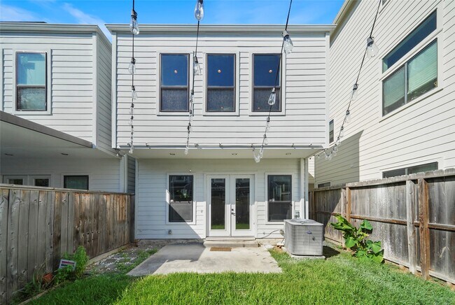 Building Photo - 4123 Eigel St