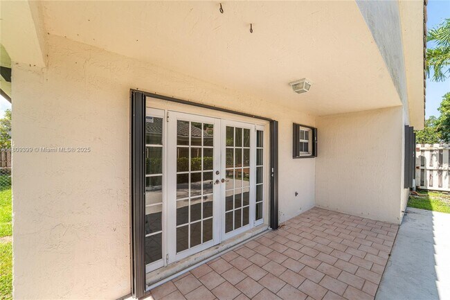 Building Photo - 14421 SW 114th St