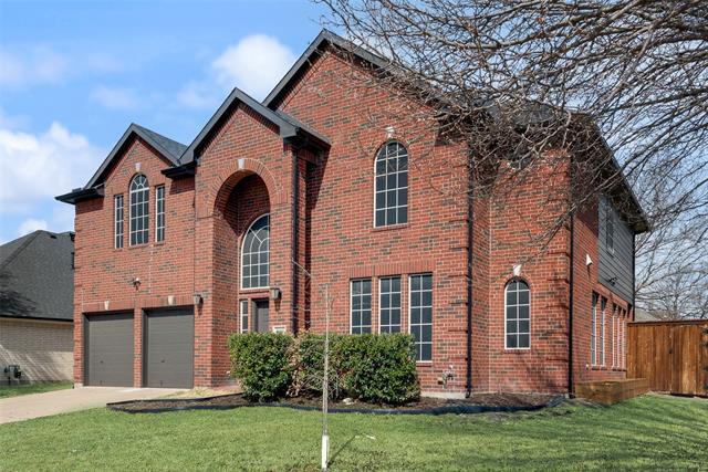 Building Photo - 3400 Oleander Dr