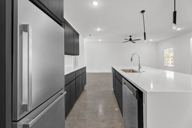 Building Photo - 3007 Alpha Wolf Ct