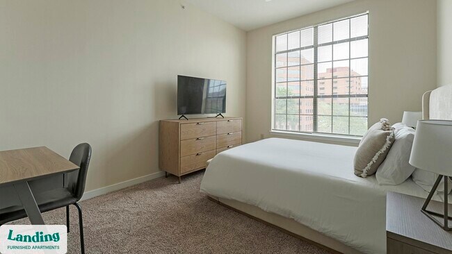 Building Photo - 205 Pasadena Pl