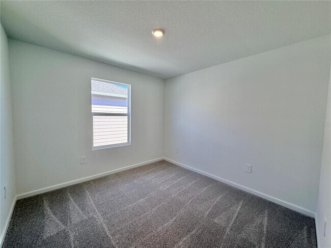 Building Photo - 3670 Hardman Dr