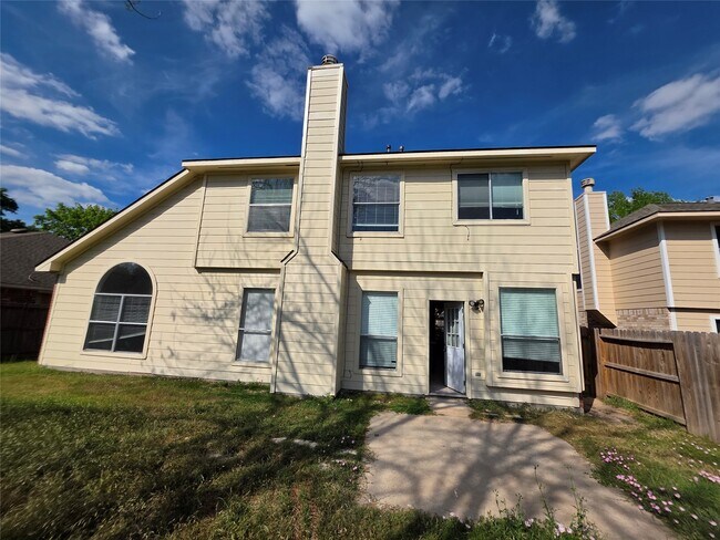 Building Photo - 17207 Rancho Verde Way