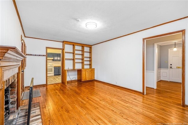 Building Photo - 2818 Millbrook Rd