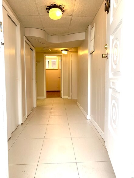 Building Photo - 67 W 5th St