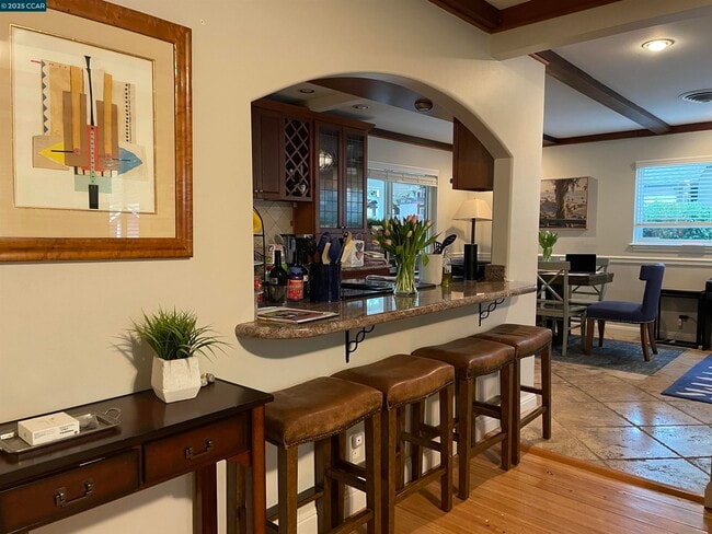 Building Photo - 926 Moon Ct