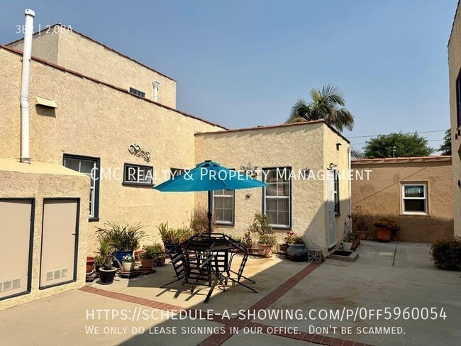 Building Photo - 234 Roswell Ave