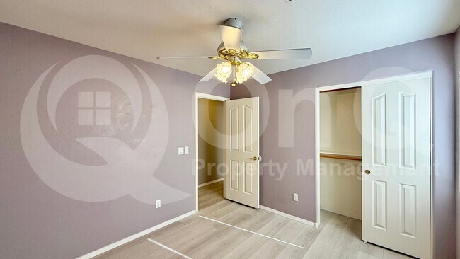 Building Photo - 3464 S Moccasin Trail