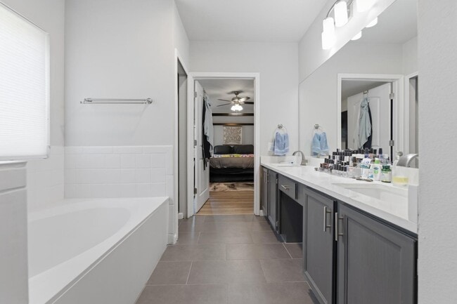 Building Photo - 2607 Sky Dale Dr